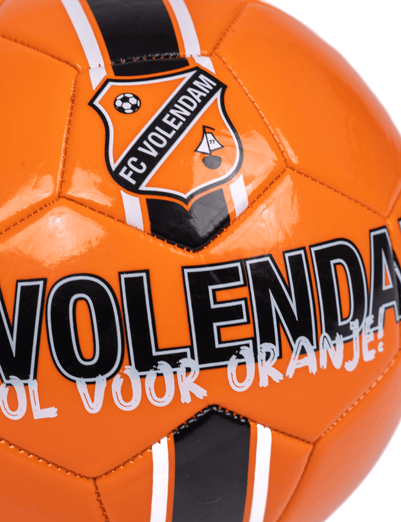 Bal Vol Voor Oranje FC Volendam